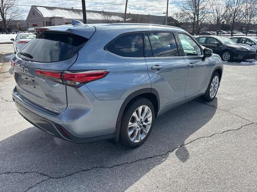 2023 Toyota Highlander Limited