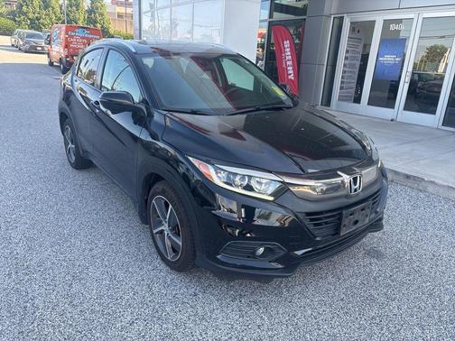 Crystal Black Pearl 2021 Honda HR-V EX
