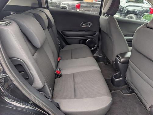 Crystal Black Pearl 2021 Honda HR-V EX