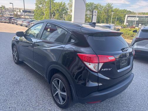 Crystal Black Pearl 2021 Honda HR-V EX