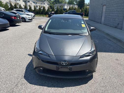 Magnetic Gray Metallic 2022 Toyota Prius XLE
