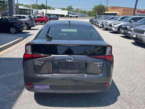 Magnetic Gray Metallic 2022 Toyota Prius XLE