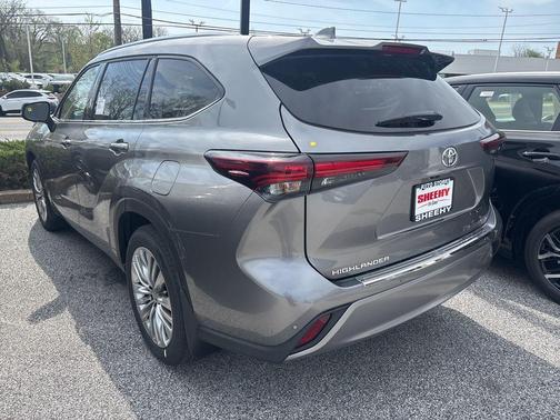 Heavy Metal 2026 Toyota Highlander Platinum