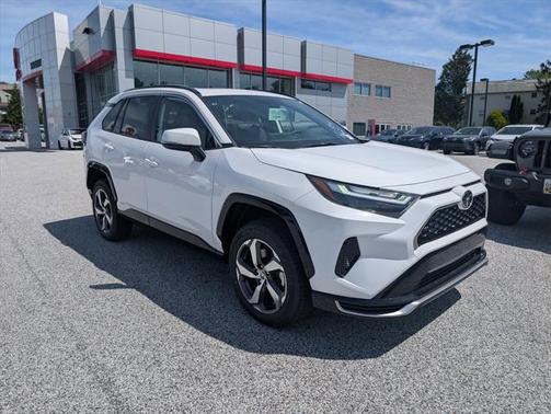 2025 Toyota RAV4 Hybrid SE