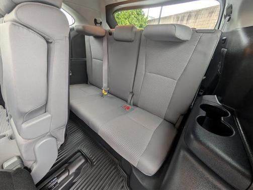2022 Toyota Highlander L