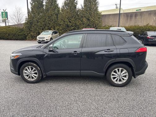 2022 Toyota Corolla Cross LE