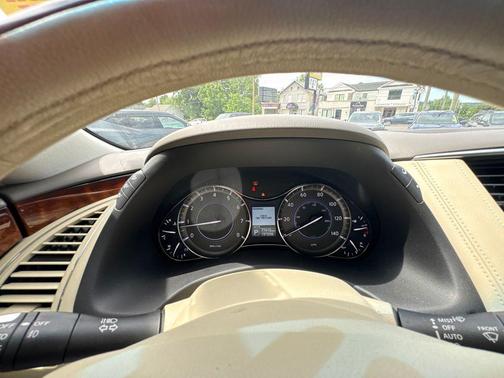 Majestic White 2015 INFINITI QX80 Base