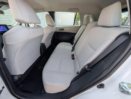 Wind Chill Pearl 2023 Toyota Corolla Cross L