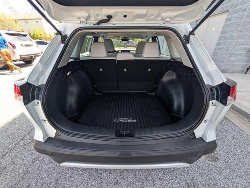 Wind Chill Pearl 2023 Toyota Corolla Cross L