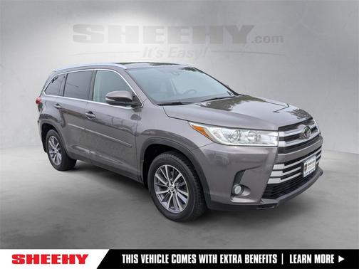 2019 Toyota Highlander SE