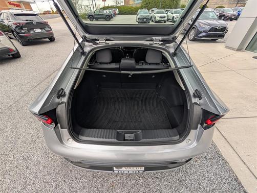 2023 Toyota Prius LE