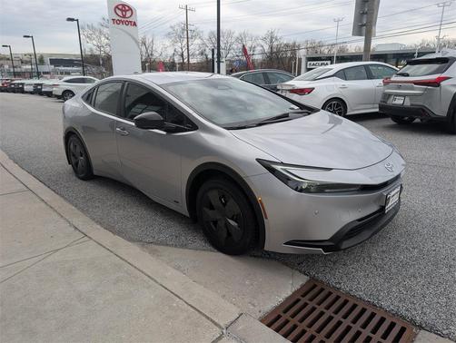 2023 Toyota Prius LE