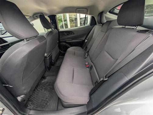 2023 Toyota Prius LE