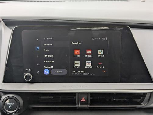 2023 Toyota Prius LE