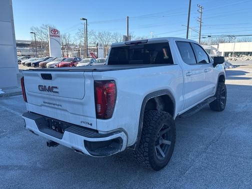 2023 GMC Sierra 1500 AT4