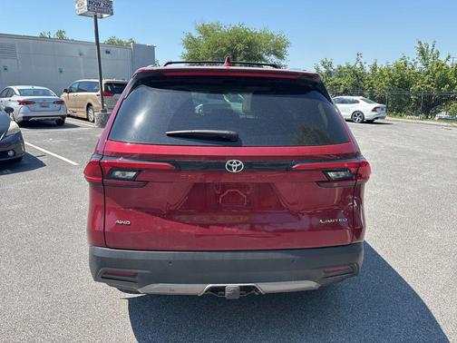 Pearl 2024 Toyota Grand Highlander Limited