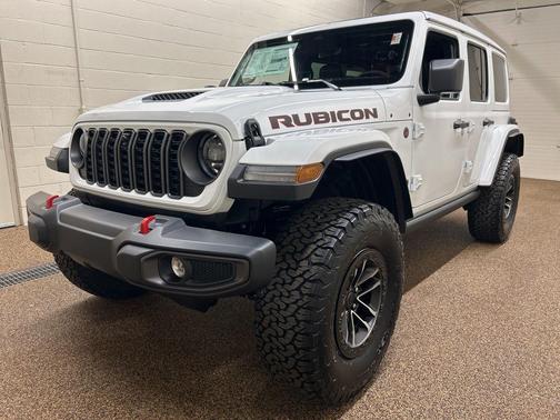 Bright White Clearcoat 2026 Jeep Wrangler Rubicon