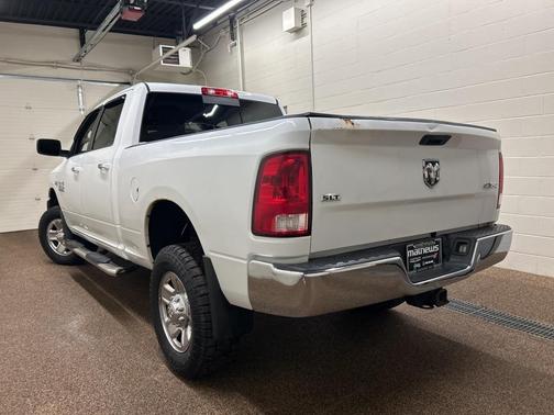 2016 RAM 2500 SLT