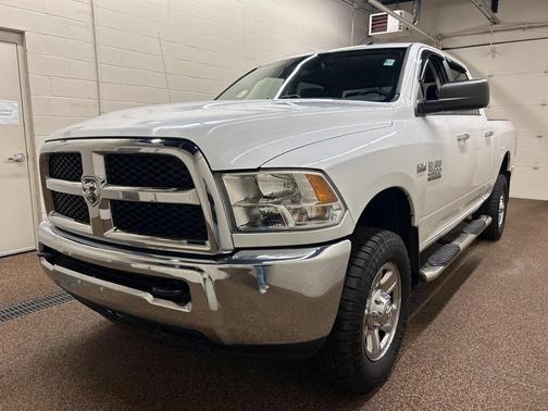 2016 RAM 2500 SLT
