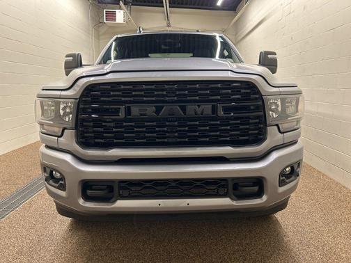 Billet Silver Metallic Clearcoat 2024 RAM 2500 Big Horn
