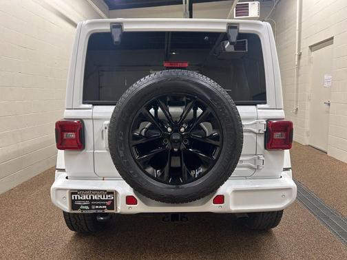 2021 Jeep Wrangler Unlimited Sahara Altitude