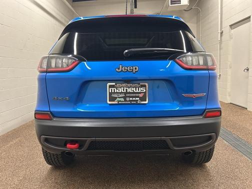 2022 Jeep Cherokee Trailhawk