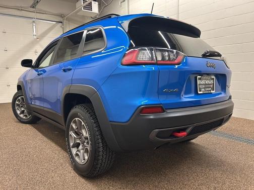 2022 Jeep Cherokee Trailhawk