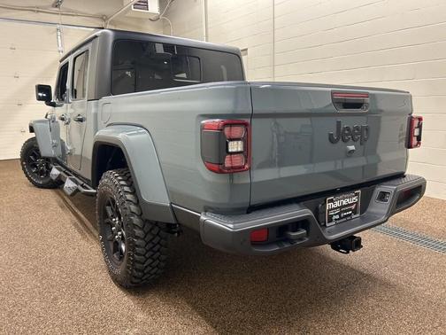 2024 Jeep Gladiator Sport