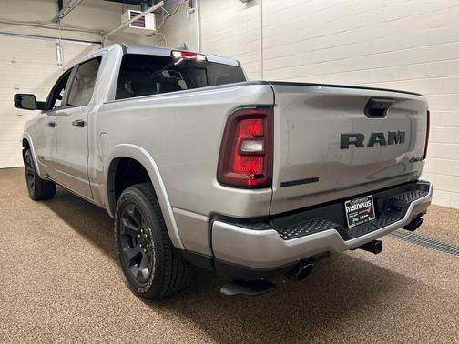Billet Silver Metallic Clearcoat 2025 RAM 1500 Big Horn/Lone Star