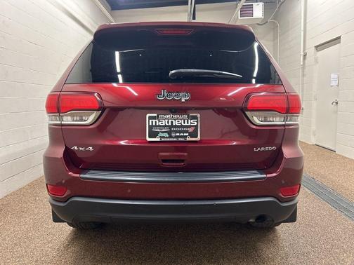 2020 Jeep Grand Cherokee Laredo E