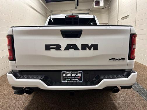 Bright White Clearcoat 2027 RAM 1500 Express