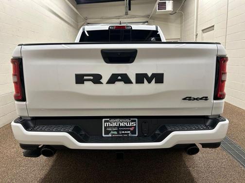 Bright White Clearcoat 2027 RAM 1500 Express