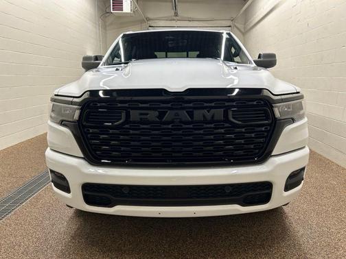 Bright White Clearcoat 2027 RAM 1500 Express
