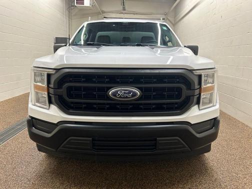 Oxford White 2022 Ford F-150 XL