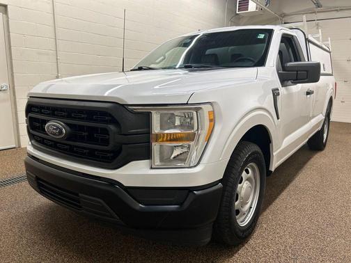Oxford White 2022 Ford F-150 XL