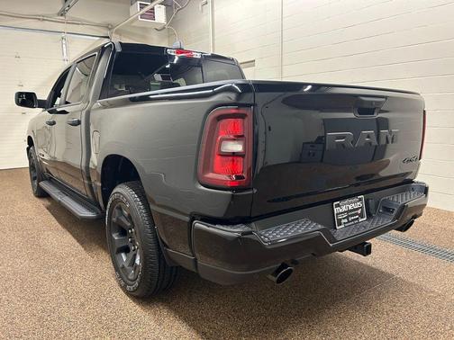 Diamond Black 2026 RAM 1500 Express