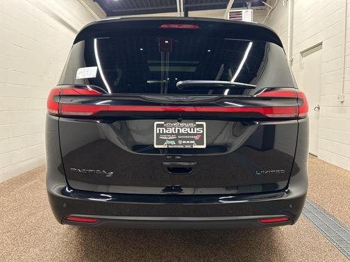2026 Chrysler Pacifica Limited