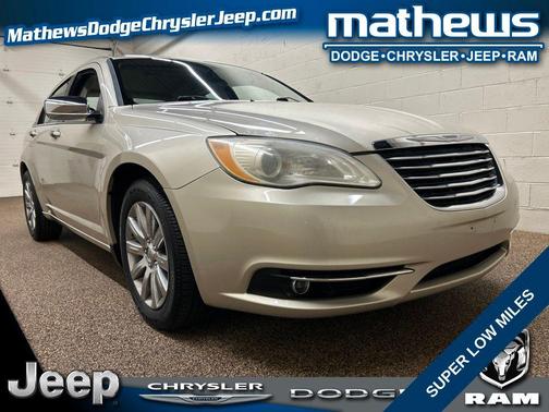 Cashmere Pearlcoat 2014 Chrysler 200 Limited