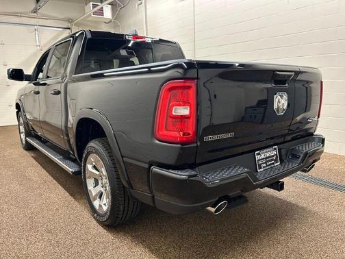 Diamond Black 2026 RAM 1500 Big Horn/Lone Star