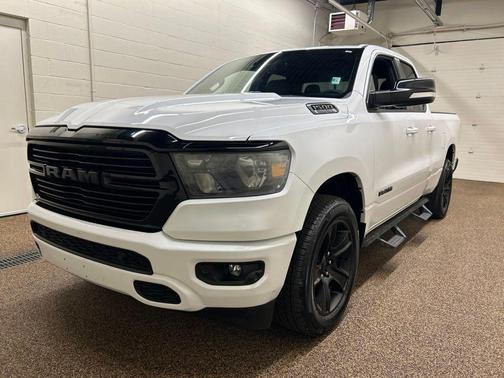 Bright White Clearcoat 2021 RAM 1500 Big Horn