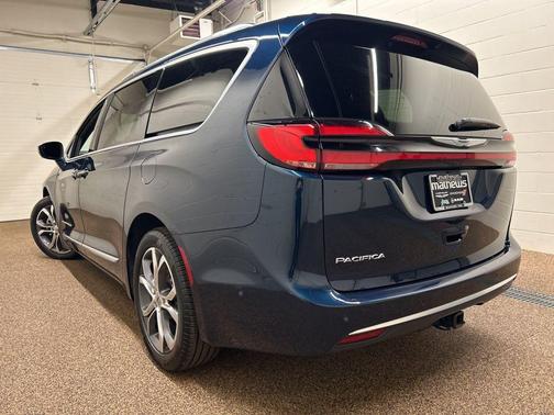 2024 Chrysler Pacifica Pinnacle