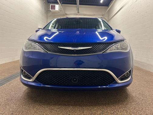 2019 Chrysler Pacifica Touring-L Plus