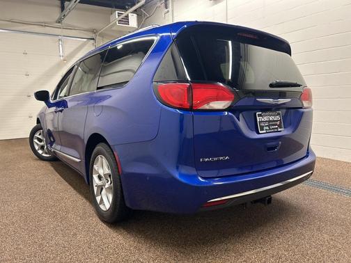2019 Chrysler Pacifica Touring-L Plus