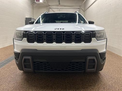 2026 Jeep Cherokee LAREDO/LIMITED