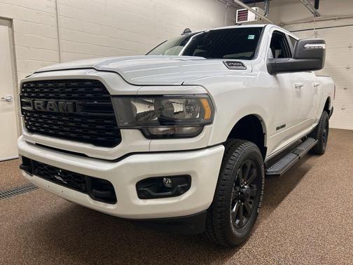 Bright White Clearcoat 2024 RAM 2500 Big Horn