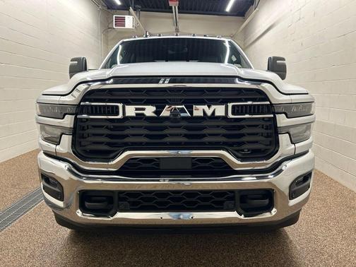 Bright White Clearcoat 2026 RAM 2500 Tradesman