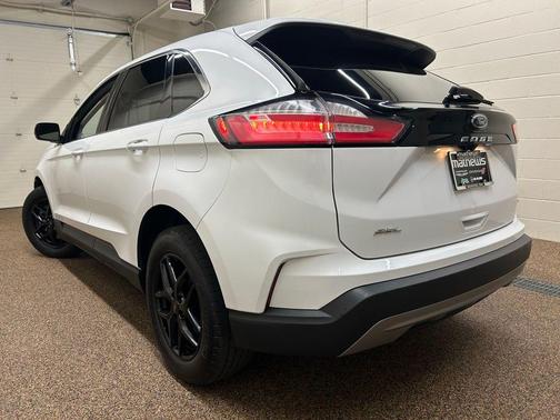 Oxford White 2023 Ford Edge SEL