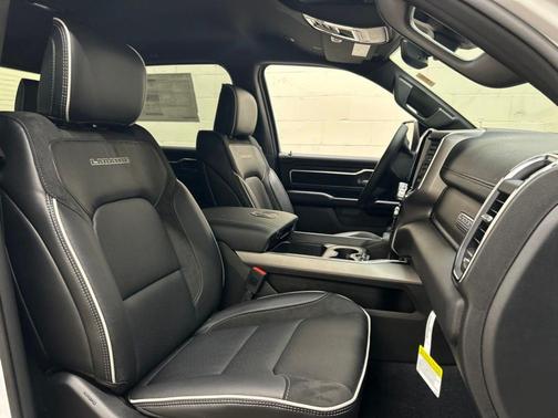 Bright White Clearcoat 2026 RAM 1500 Laramie