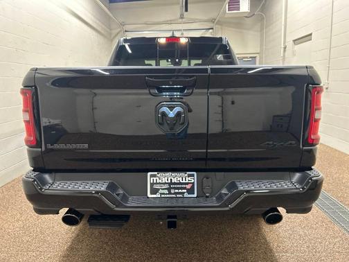 Diamond Black 2026 RAM 1500 Laramie