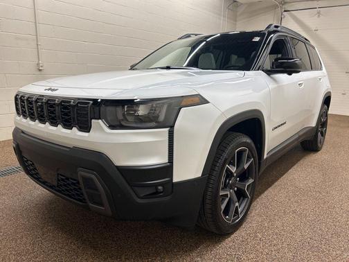 Bright White Clearcoat 2026 Jeep Cherokee Overland